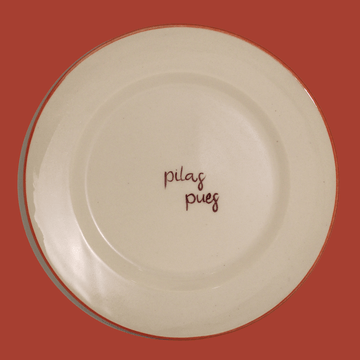 Plato 21cm - pilas pues - Cerámicas Carmesí